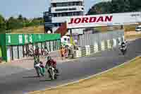 Vintage-motorcycle-club;eventdigitalimages;mallory-park;mallory-park-trackday-photographs;no-limits-trackdays;peter-wileman-photography;trackday-digital-images;trackday-photos;vmcc-festival-1000-bikes-photographs